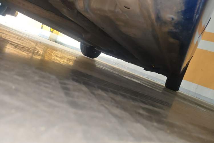 Used Baojun 310 2016 1.2L manual Comfort trim level Chassis Rear Right