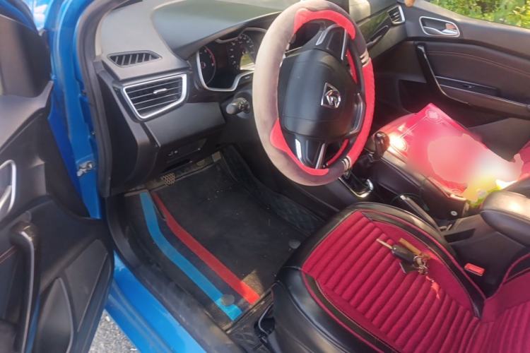 Used Baojun 310 2016 1.2L Manual Fashionable Edition Driver Seat