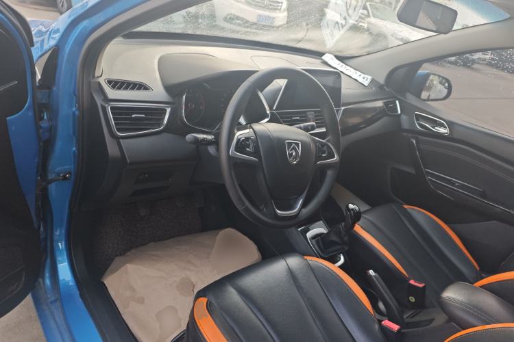 Used Baojun 310 2016 1.2L Manual Luxury Model Driver Seat