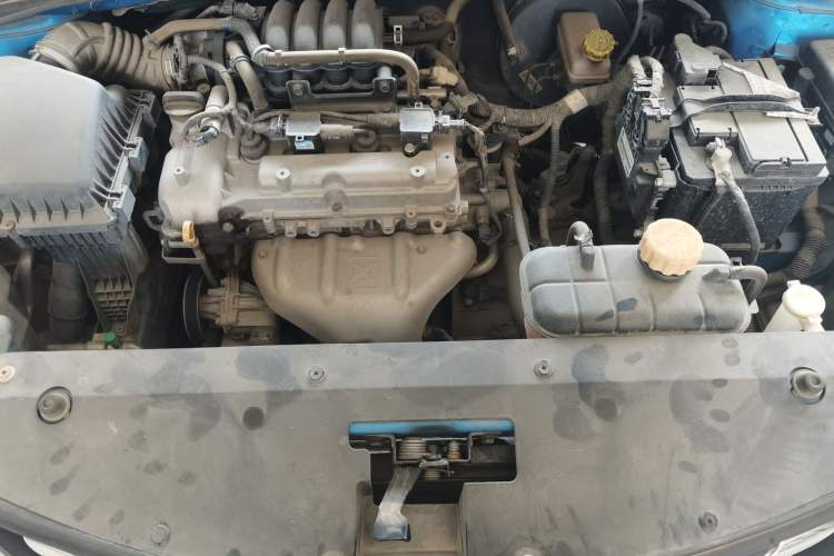 Used Baojun 310 2016 1.2L Manual Luxury Model Engine Bay