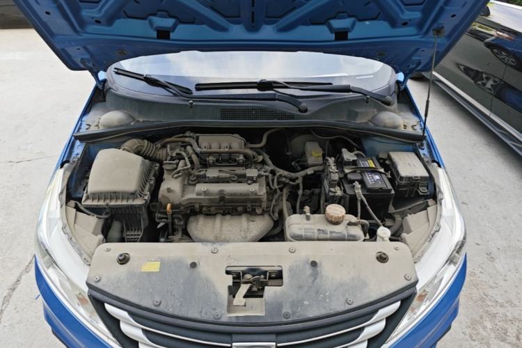 Used Baojun 310 2016 1.2L manual Comfort trim level Engine Bay