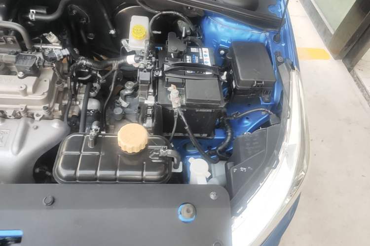 Used Baojun 310 2016 1.2L Manual Luxury Model Engine Bay Left