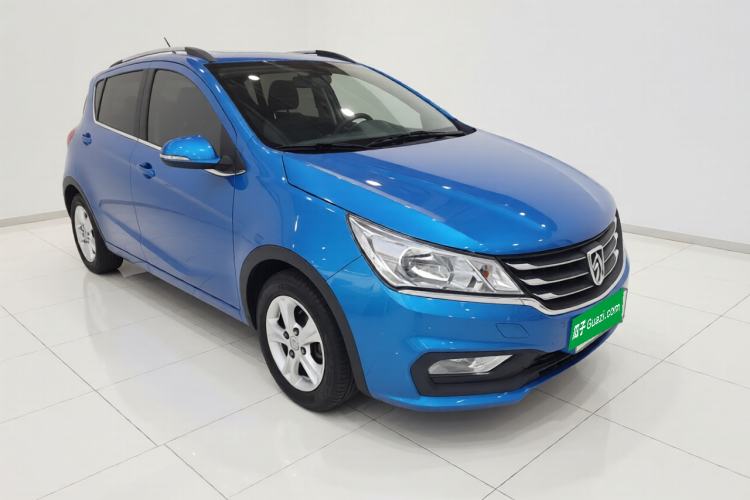 Used Baojun 310 2016 1.2L Manual Luxury Model Exterior 1