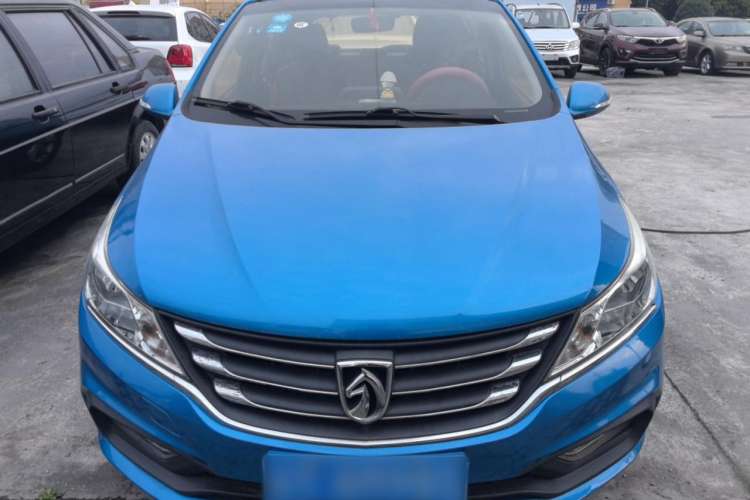 Used Baojun 310 2016 1.2L Manual Luxury Model Exterior 1