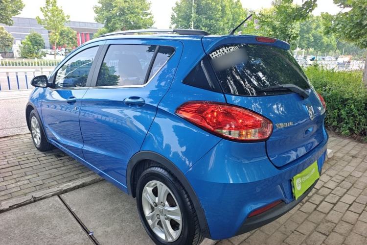Used Baojun 310 2016 1.2L Manual Luxury Model Exterior 2