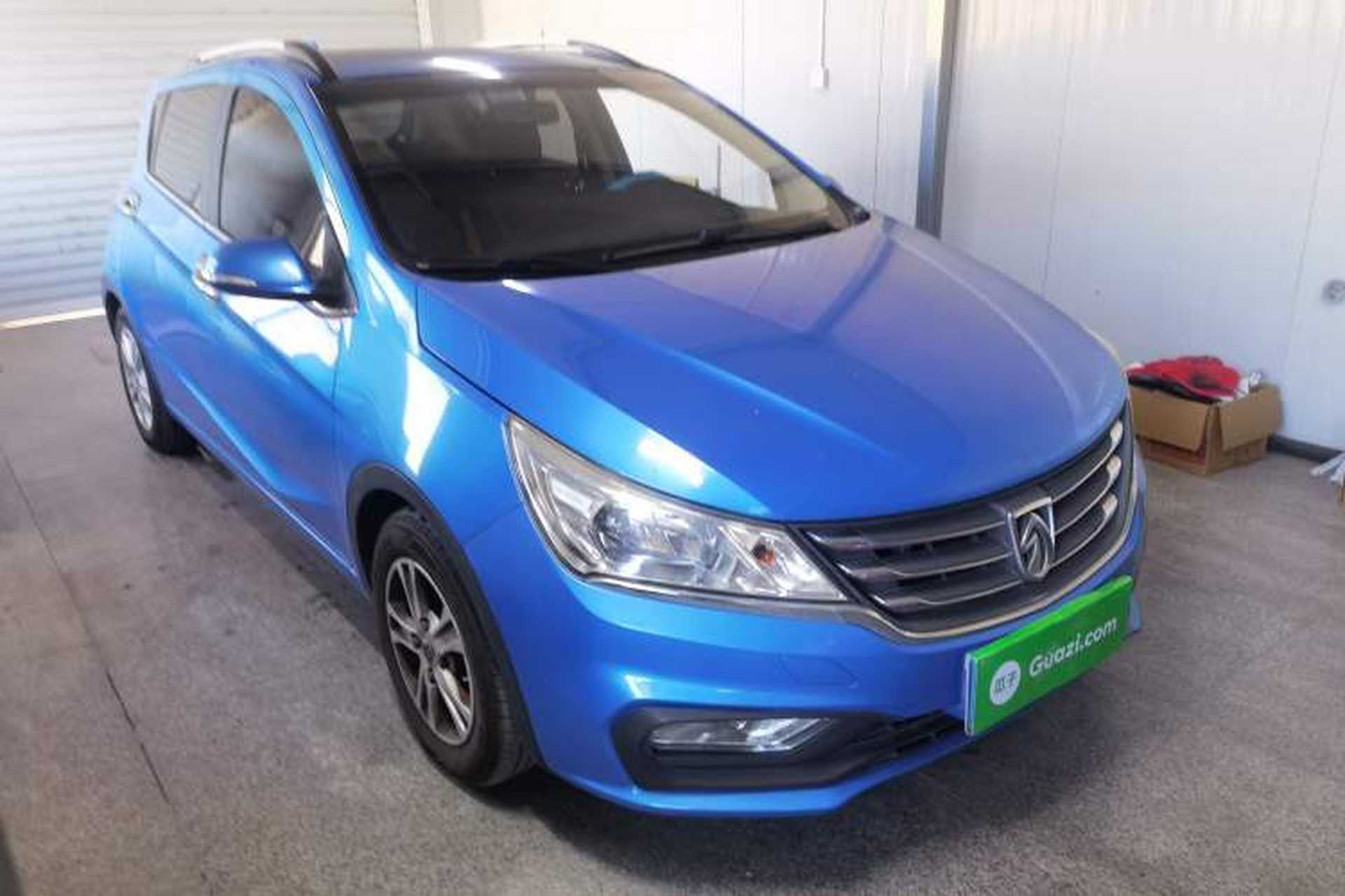 Used Baojun 310 2016 1.2L Manual Luxury Model Exterior 2