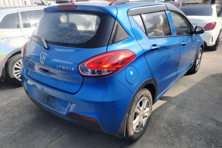 Used Baojun 310 2016 1.2L Manual Fashionable Edition Exterior 3