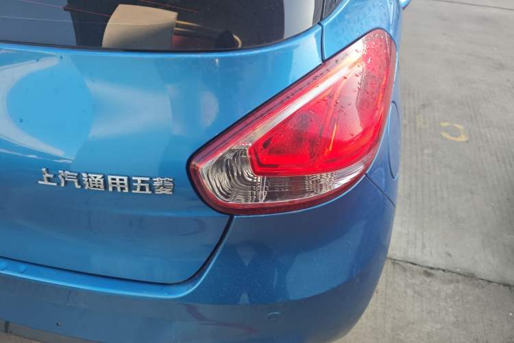 Used Baojun 310 2016 1.2L Manual Luxury Model Exterior 3
