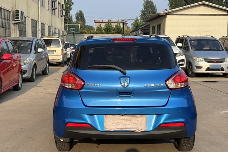 Used Baojun 310 2016 1.2L Manual Luxury Model Exterior 4