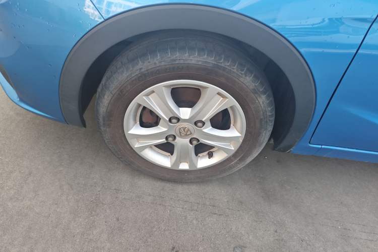 Used Baojun 310 2016 1.2L Manual Luxury Model Exterior 4