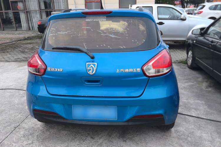 Used Baojun 310 2016 1.2L Manual Luxury Model Exterior 4