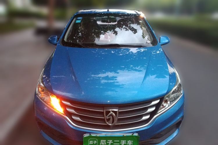 Used Baojun 310 2016 1.2L manual Comfort trim level Front
