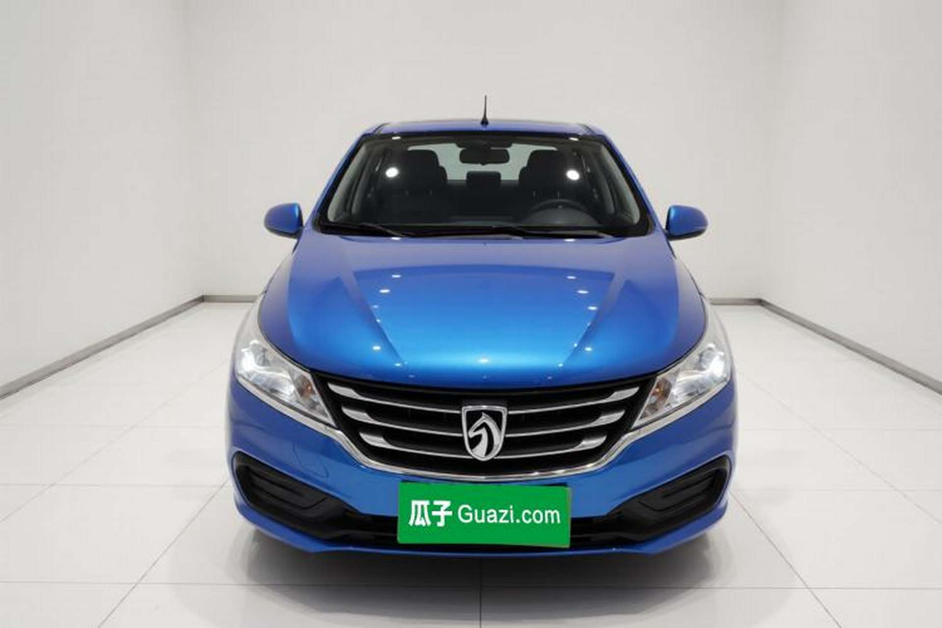 Used Baojun 310 2016 1.2L manual Comfort trim level Front