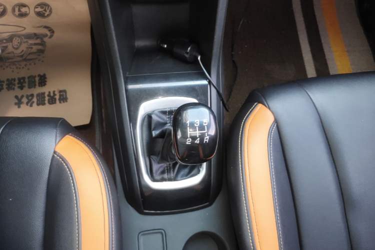 Used Baojun 310 2016 1.2L Manual Luxury Model Gear Lever