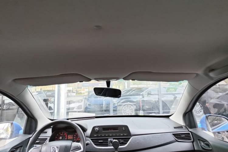 Used Baojun 310 2016 1.2L manual Comfort trim level Headliner