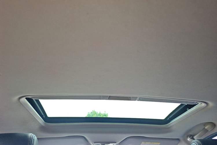 Used Baojun 310 2016 1.2L Manual Luxury Model Headliner