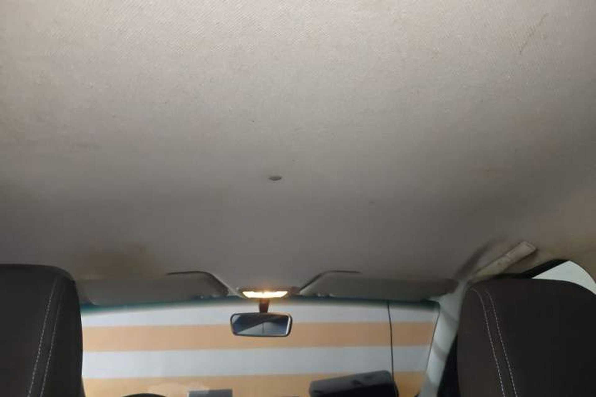 Used Baojun 310 2016 1.2L manual Comfort trim level Headliner