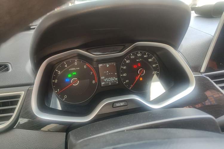 Used Baojun 310 2016 1.2L Manual Fashionable Edition Instrument Cluster
