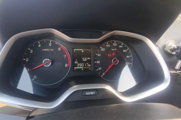 Used Baojun 310 2016 1.2L Manual Fashionable Edition Instrument Cluster