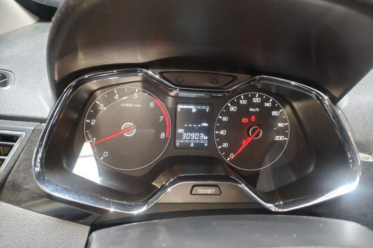 Used Baojun 310 2016 1.2L Manual Luxury Model Instrument Cluster