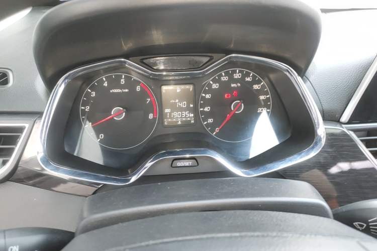 Used Baojun 310 2016 1.2L Manual Luxury Model Instrument Cluster