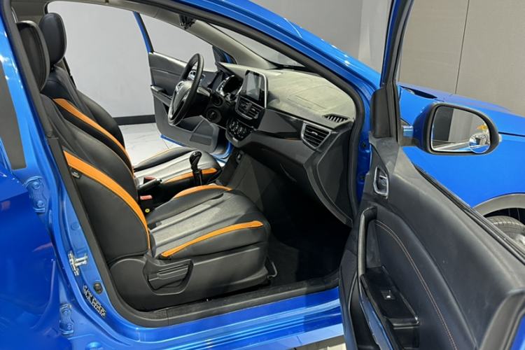 Used Baojun 310 2016 1.2L Manual Luxury Model Interior 1
