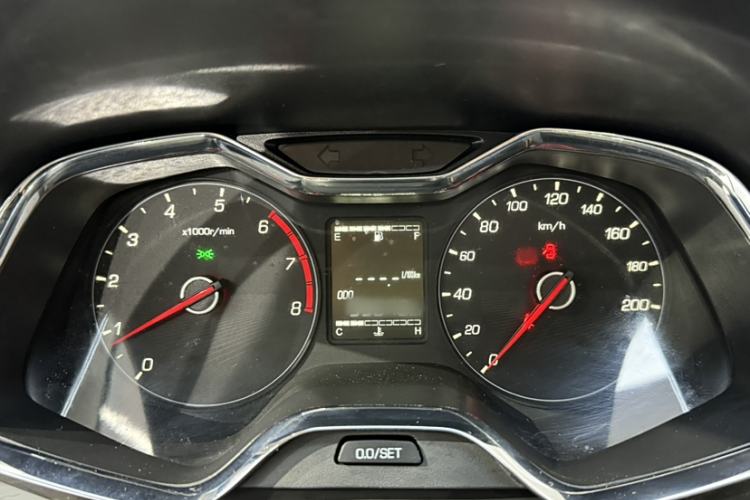 Used Baojun 310 2016 1.2L Manual Luxury Model Interior 4