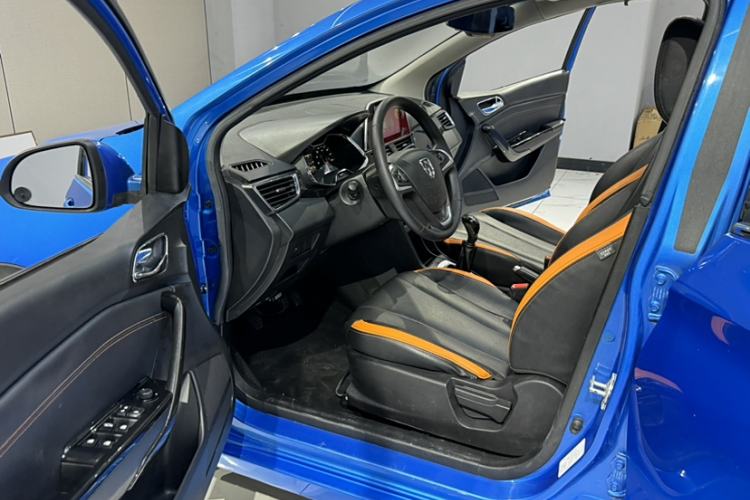 Used Baojun 310 2016 1.2L Manual Luxury Model Interior 6