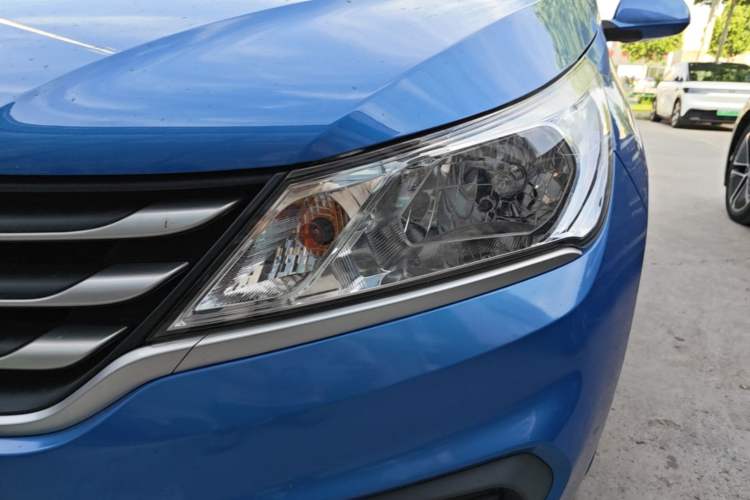 Used Baojun 310 2016 1.2L manual Comfort trim level Left Front Headlight