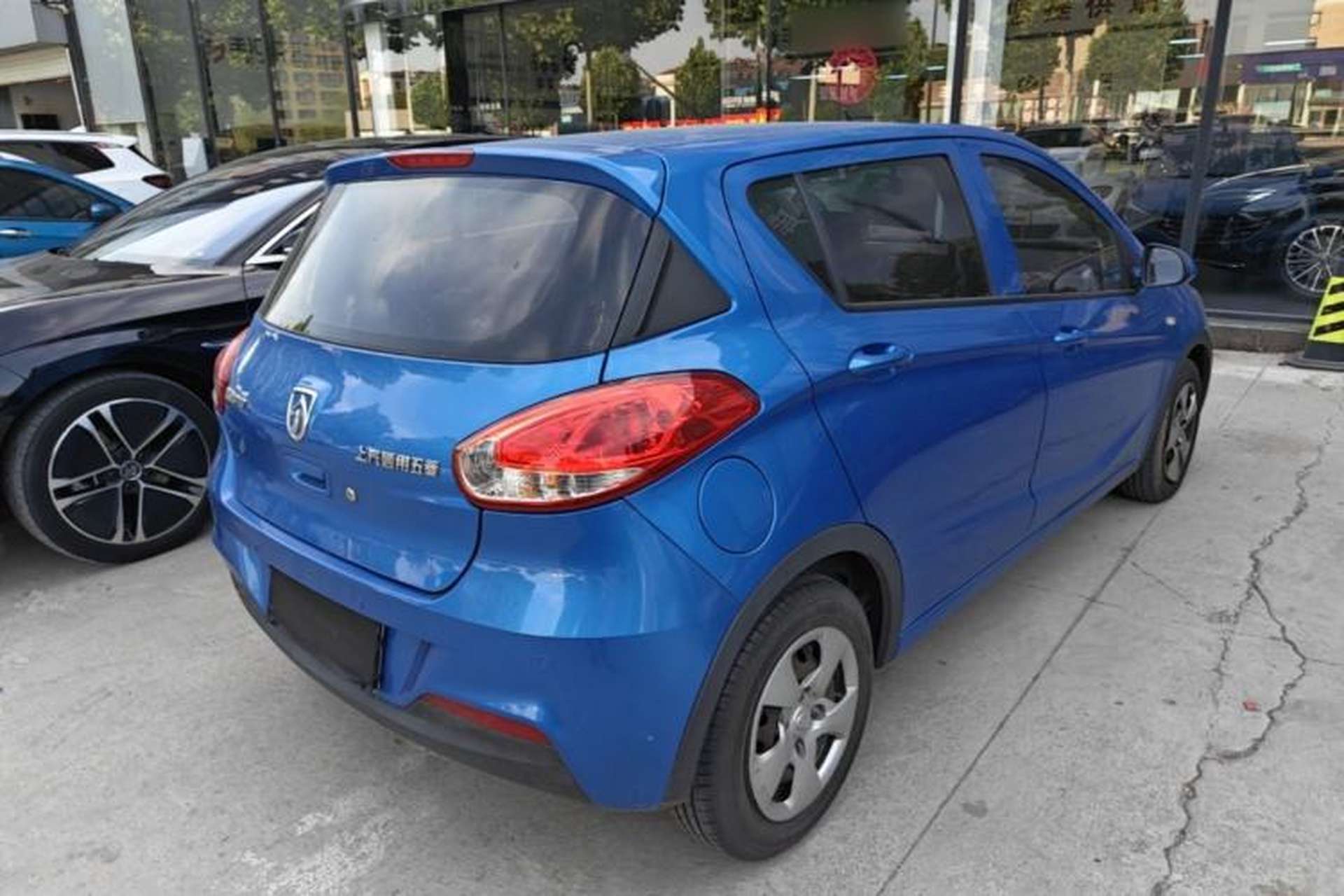 Used Baojun 310 2016 1.2L manual Comfort trim level Rear Right 45 Deg