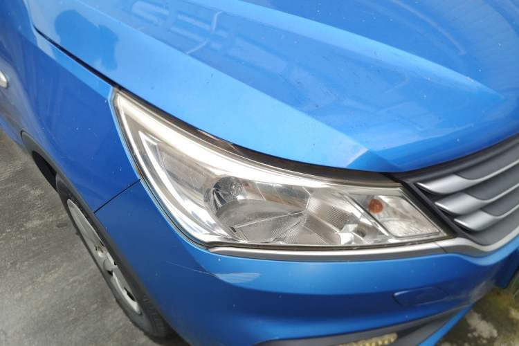 Used Baojun 310 2016 1.2L Manual Value Edition Right Front Headlight