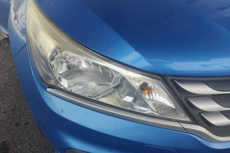 Used Baojun 310 2016 1.2L Manual Value Edition Right Front Headlight