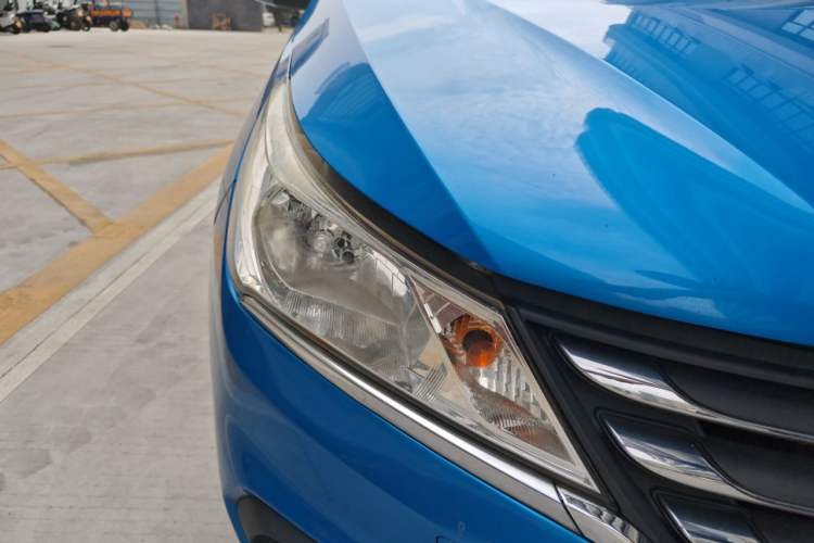 Used Baojun 310 2016 1.2L Manual Luxury Model Right Front Headlight