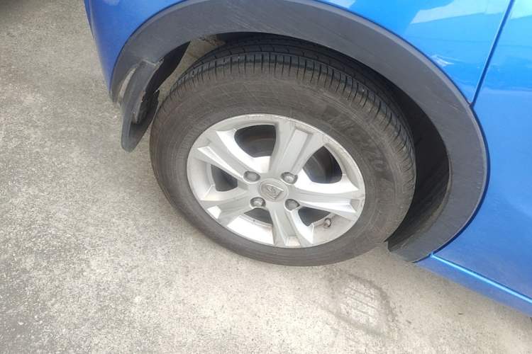 Used Baojun 310 2016 1.2L Manual Fashionable Edition Right Rear Wheel Hub