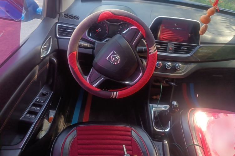 Used Baojun 310 2016 1.2L Manual Fashionable Edition Steering Wheel