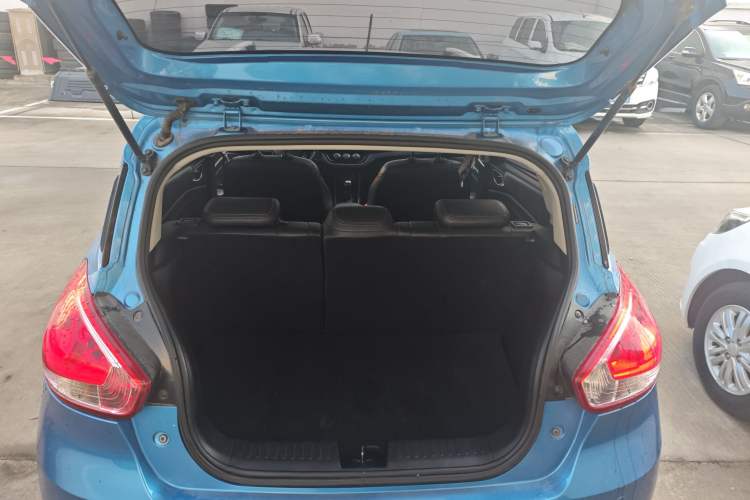 Used Baojun 310 2016 1.2L Manual Luxury Model Trunk