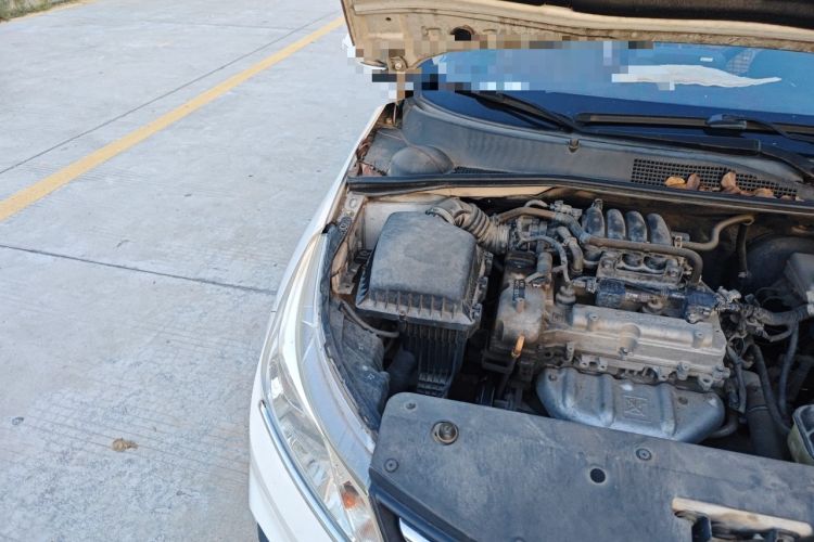 Used Baojun 310 2016 1.2L Manual Luxury Model Engine Bay Right