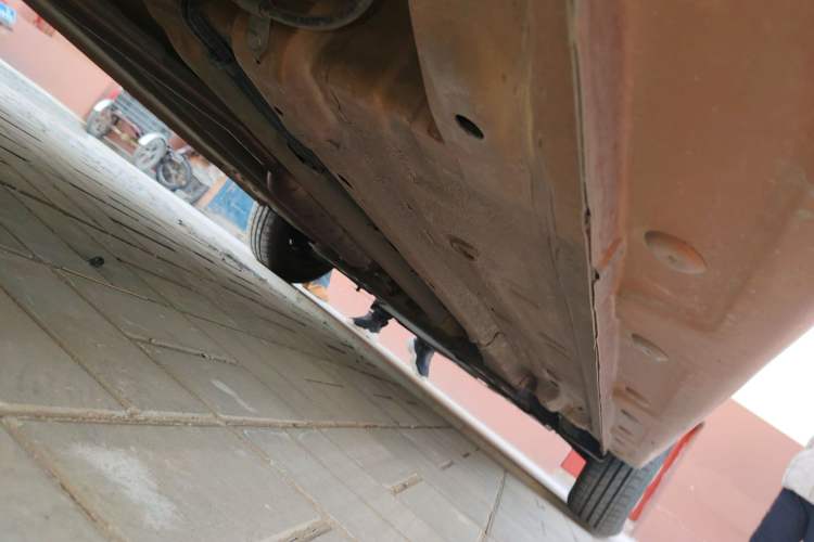 Used Baojun 310 2016 1.2L Manual Value Edition Chassis Rear Right