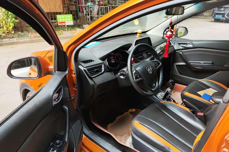 Used Baojun 310 2016 1.2L Manual Luxury Model Driver Seat