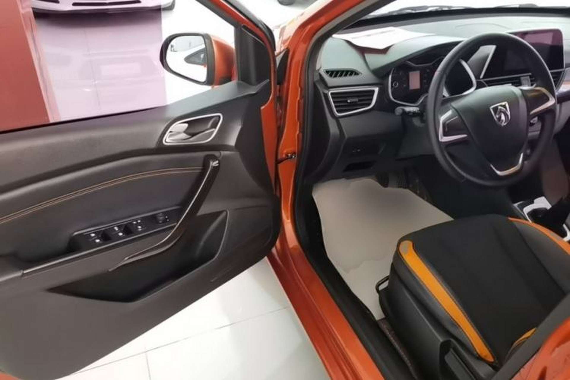 Used Baojun 310 2016 1.2L Manual Fashionable Edition Driver Seat