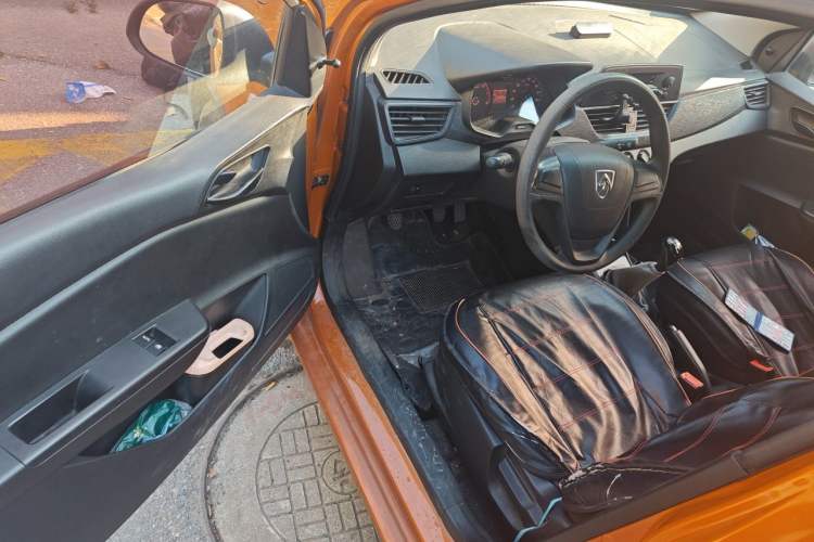Used Baojun 310 2016 1.2L Manual Value Edition Driver Seat