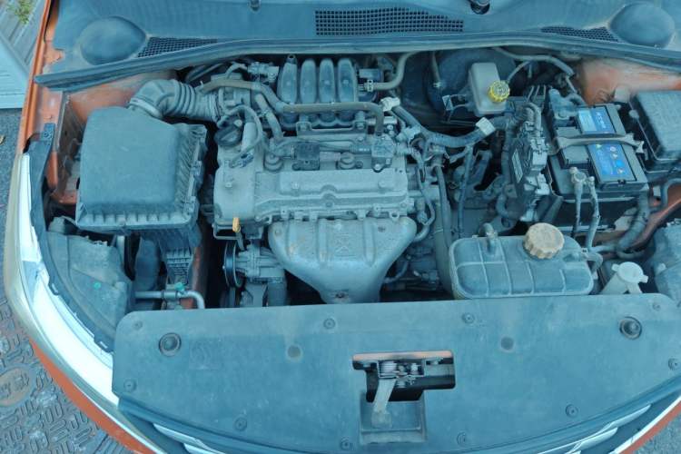 Used Baojun 310 2016 1.2L Manual Luxury Model Engine Bay