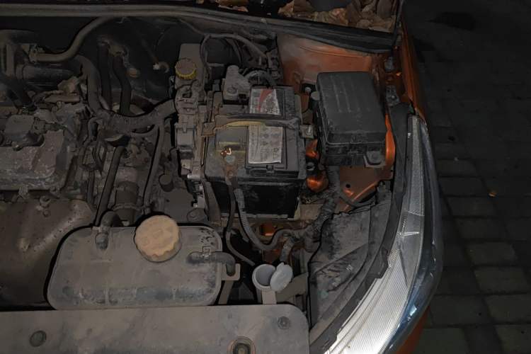 Used Baojun 310 2016 1.2L Manual Luxury Model Engine Bay Left