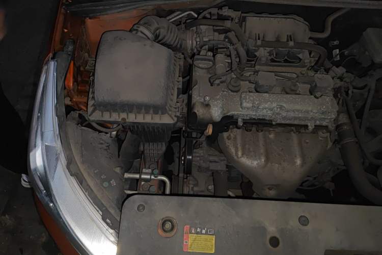 Used Baojun 310 2016 1.2L Manual Luxury Model Engine Bay Right