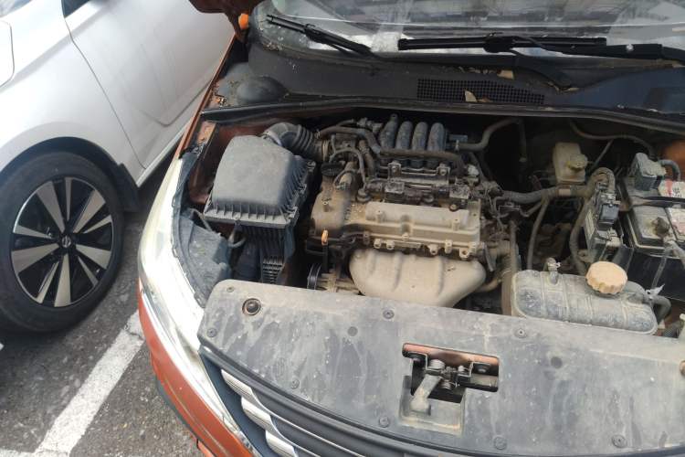 Used Baojun 310 2016 1.2L Manual Luxury Model Engine Bay Right