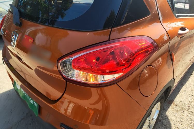 Used Baojun 310 2016 1.2L Manual Luxury Model Exterior 3