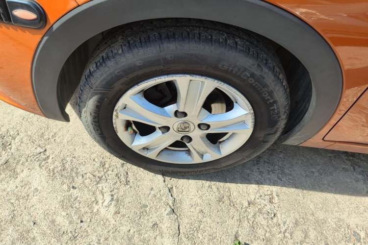 Used Baojun 310 2016 1.2L Manual Luxury Model Exterior 4