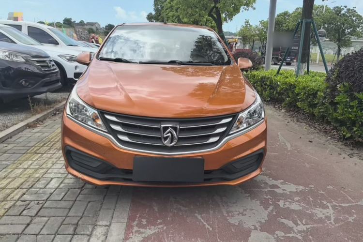 Used Baojun 310 2016 1.2L manual Comfort trim level Front