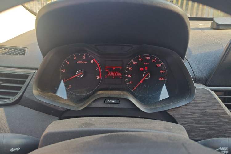 Used Baojun 310 2016 1.2L Manual Value Edition Instrument Cluster
