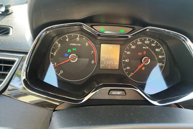 Used Baojun 310 2016 1.2L Manual Luxury Model Instrument Cluster